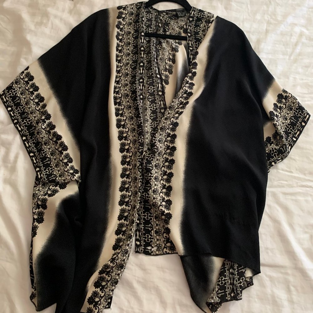 Kimono - Picture 2 of 2